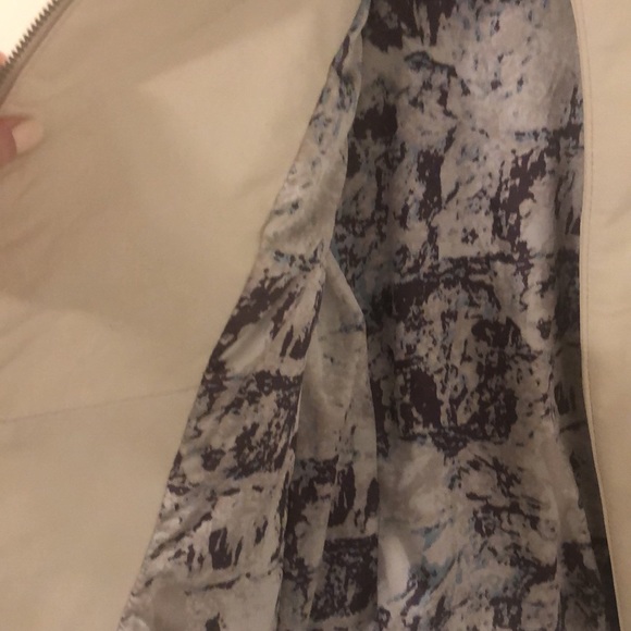 Leather Jacket - Picture 9 of 9